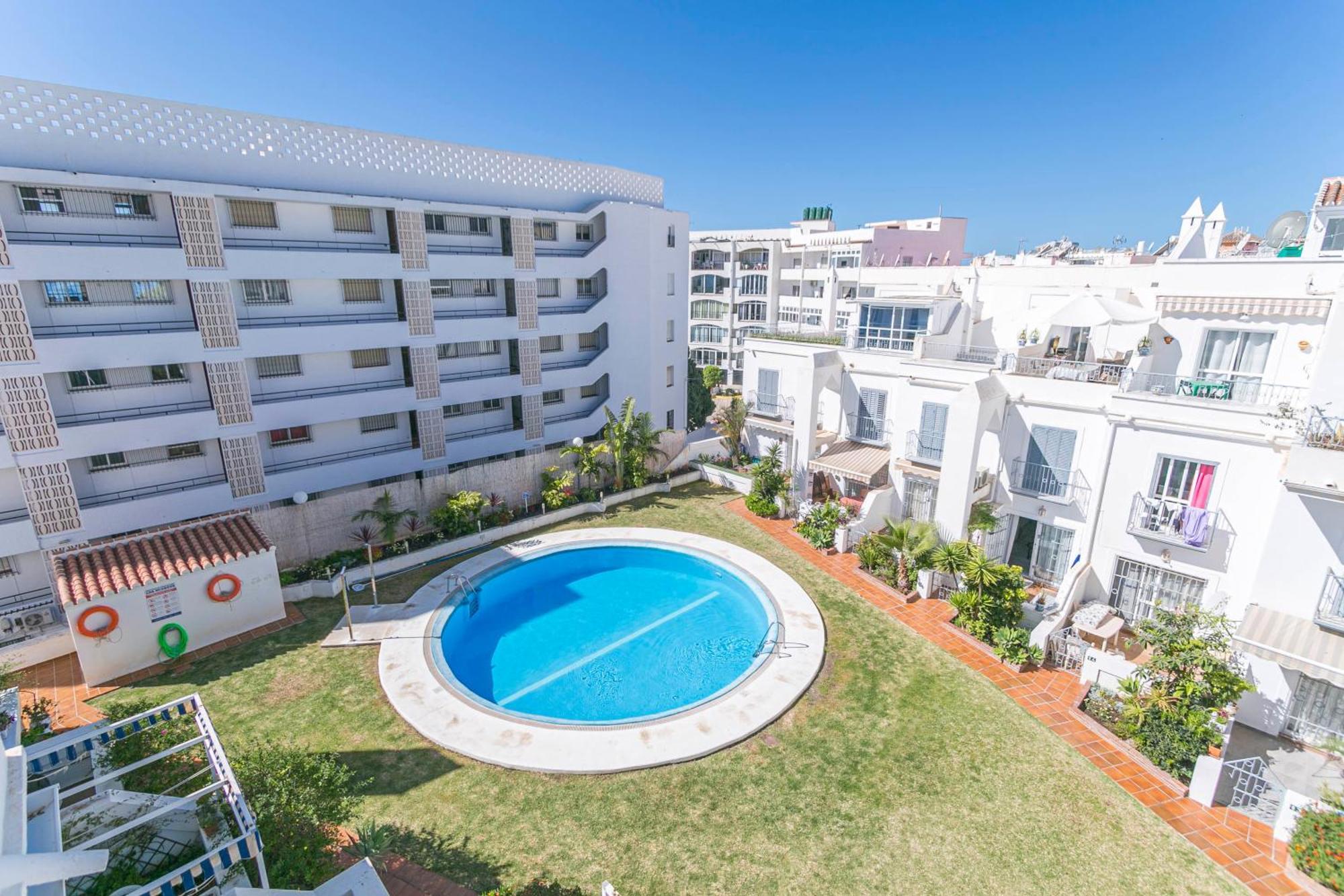 Canovas Nerja - Casa Adosada Con Piscina Los Huertos 6 Bagian luar foto